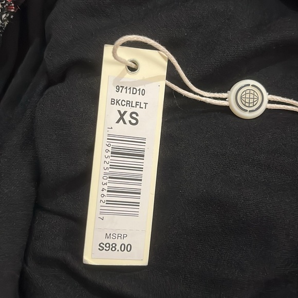 NWT Max Studio Skirt with Floral Print - Picture 3 of 4